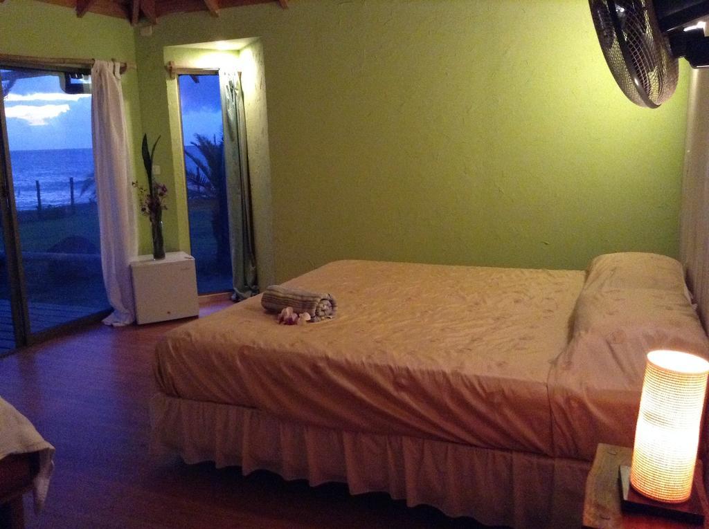 Mahia Hotel & Resto Hanga Roa Bilik gambar