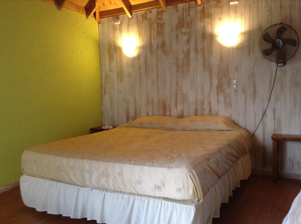 Mahia Hotel & Resto Hanga Roa Luaran gambar